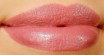 Mac Hot Gossip Lipstick Review Photos And Swatches Miss Natty S Beauty Diary